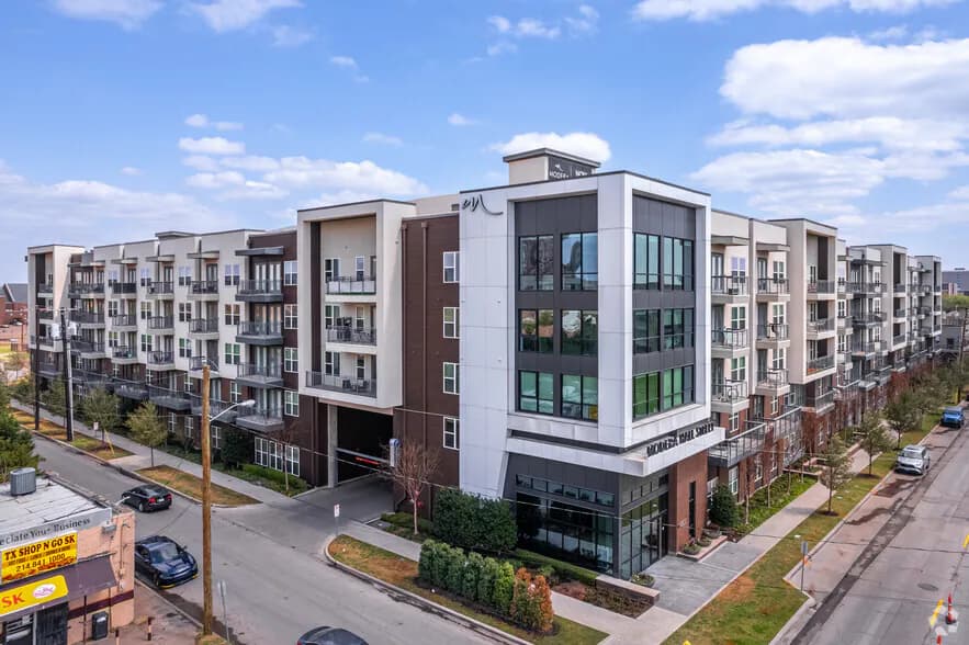 Hall Street Flats in Dallas, Texas