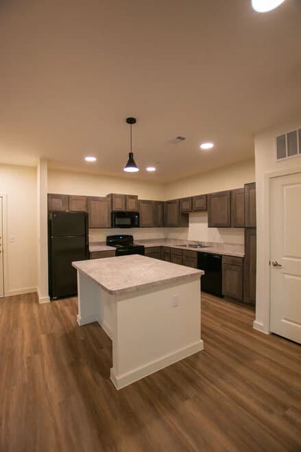 Loma Vista Lofts — photo 4