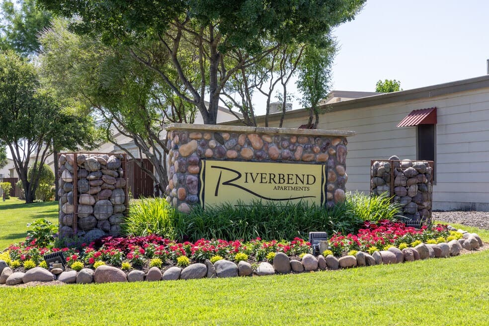 RIVERBEND in Arlington, Texas