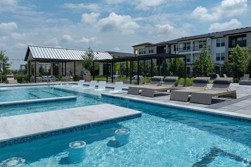 Alexan Cypress Creek in Cypress, Texas