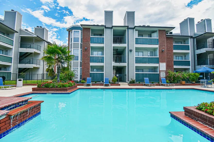 Centerpoint Apartments in Dallas, Texas