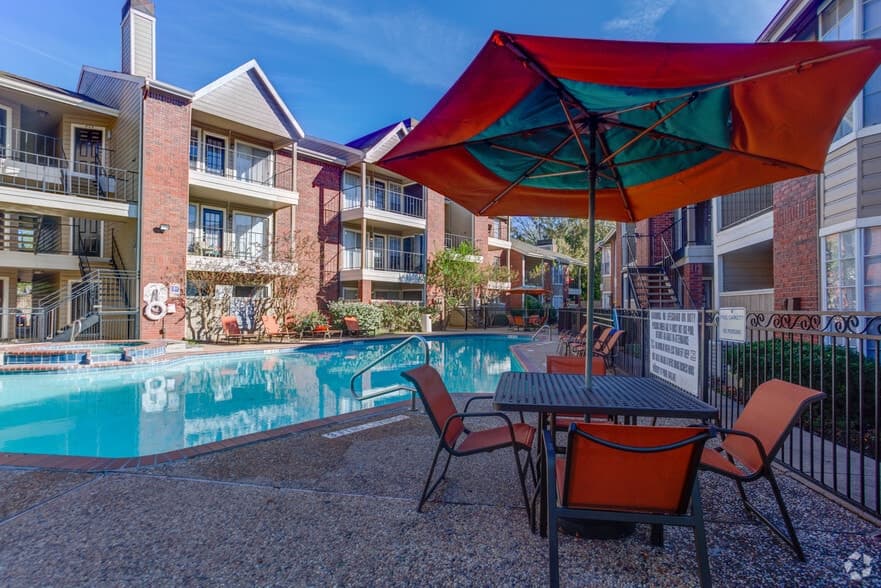 Beacon Hill Apartments in Houston, Texas