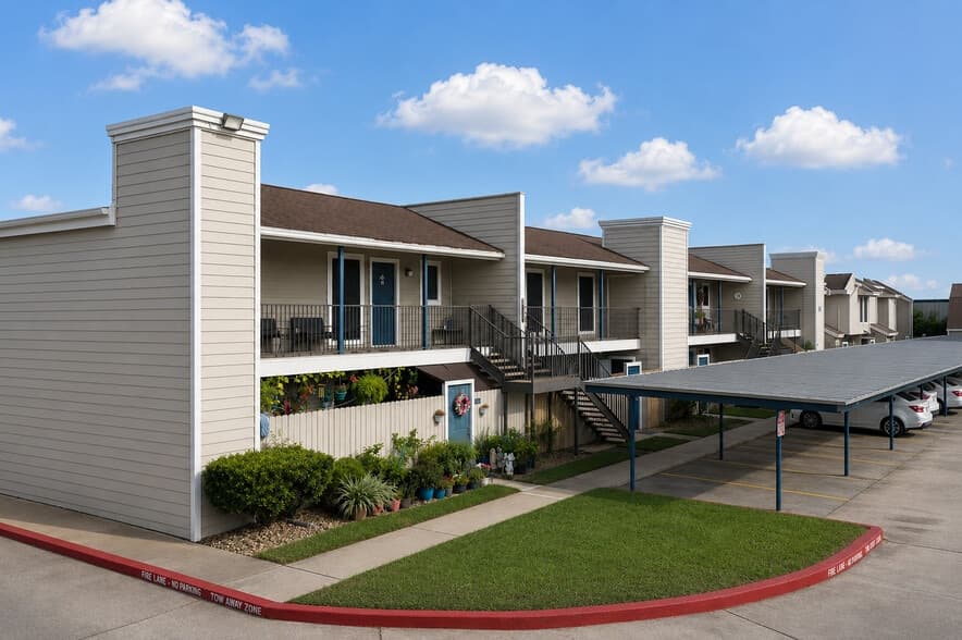 Briar Court Apartments in Houston, Texas