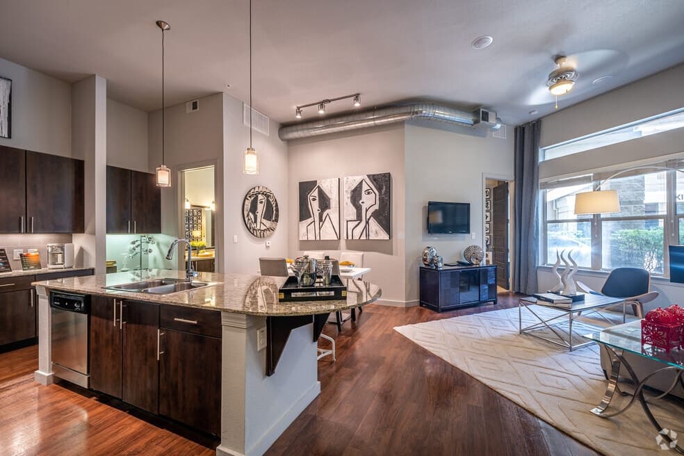Caroline Post Oak in Houston, Texas