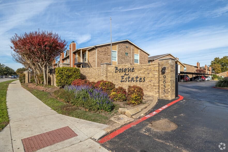 Bosque Estates in Dallas, Texas