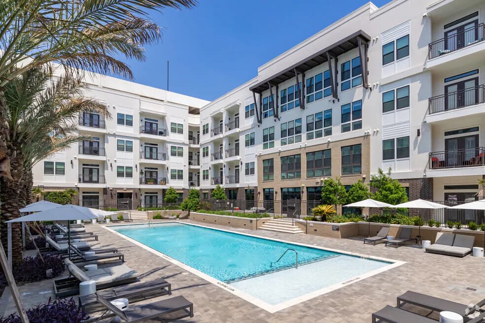 The Rosslyn at Garden Oaks in Houston, Texas
