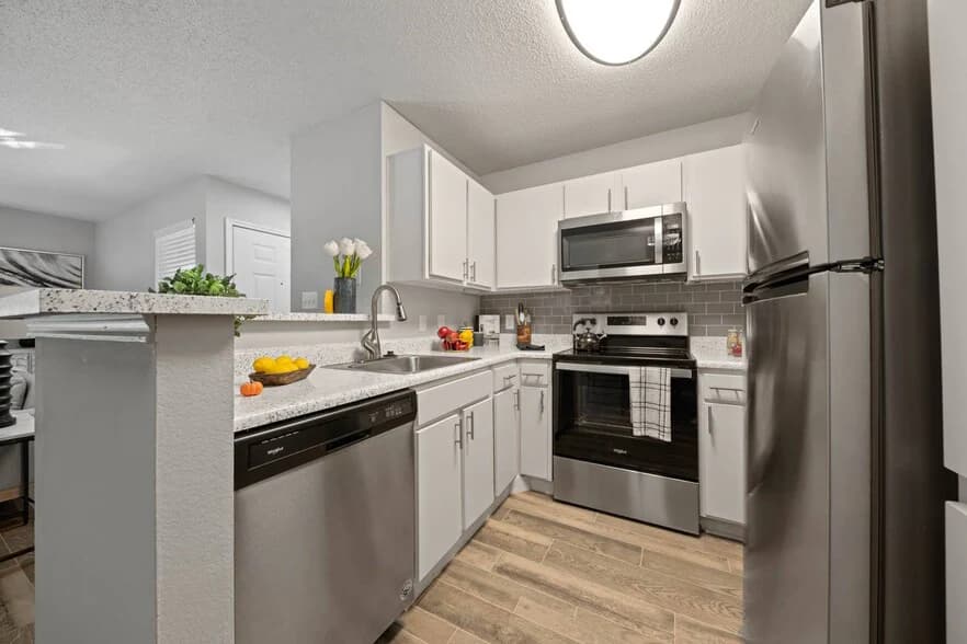 Somerset Apartments in Lewisville, Texas