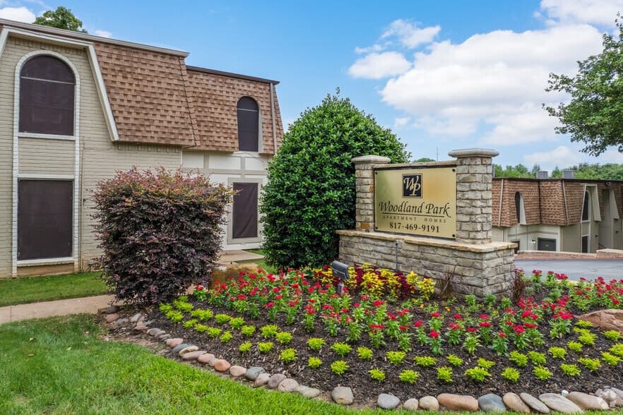 Woodland Park in Arlington, Texas