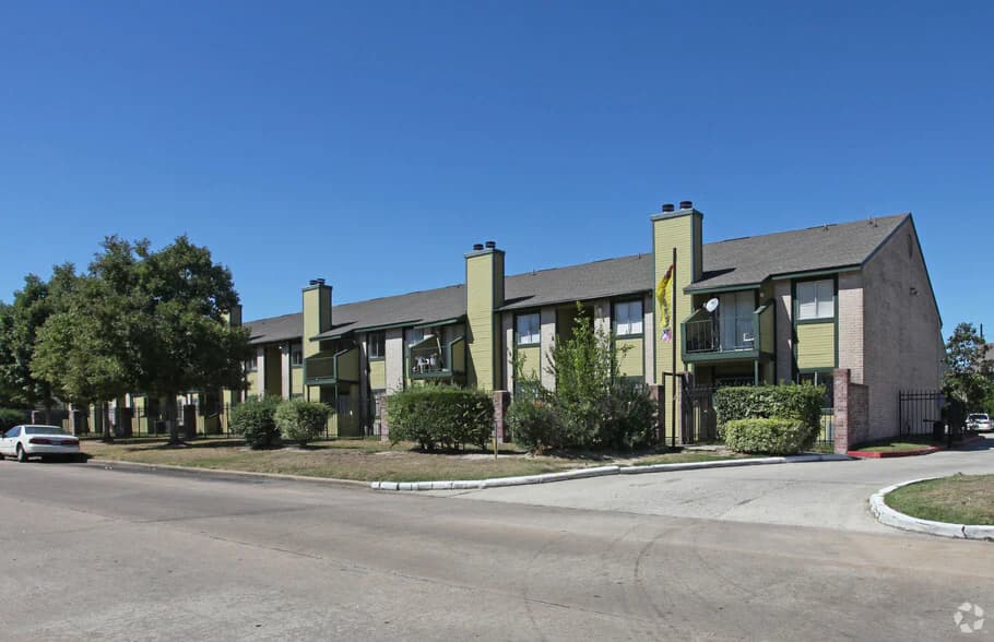Royale De Ville in Houston, Texas