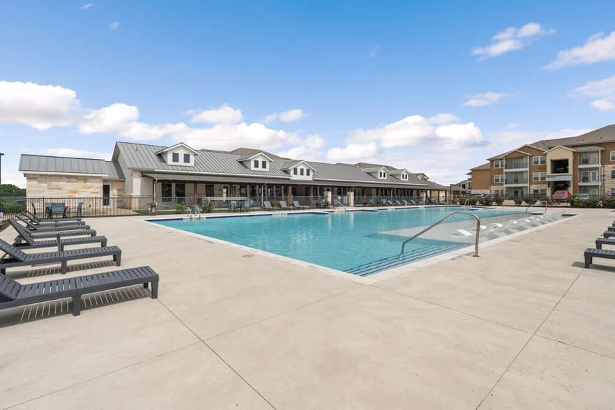 Biltmore at the Park in Pflugerville, Texas