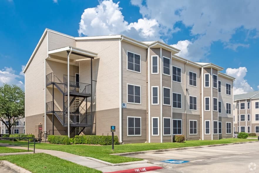 Concord at Allendale Apartments in Houston, Texas