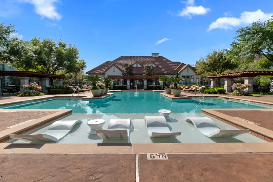 Taylor At Copperfield in Houston, Texas