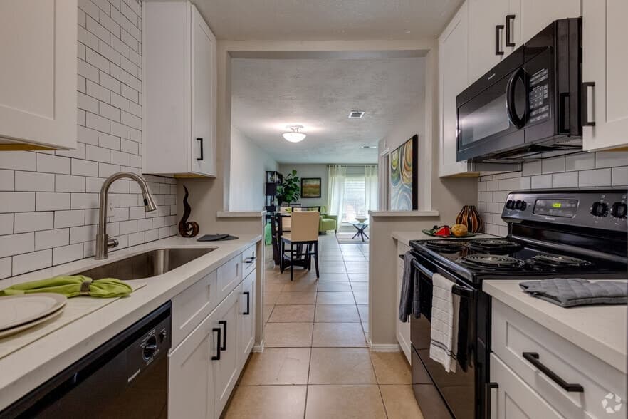 Campbell Grove Apartments in Houston, Texas