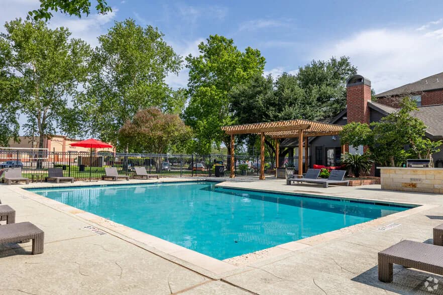 Clarewood Apartments in San Marcos, Texas