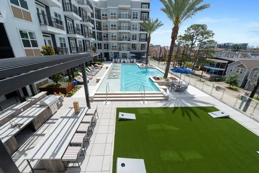 Rye Heights in Houston, Texas