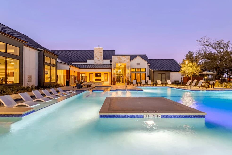 East Vue Ranch Apartments in Austin, Texas