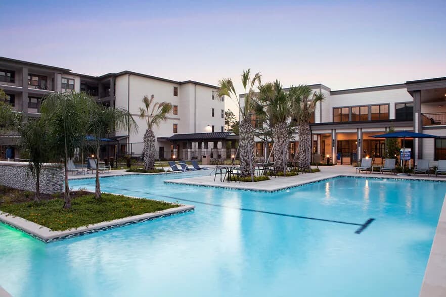 Mera Vintage Park 55+ Active Adult in Houston, Texas