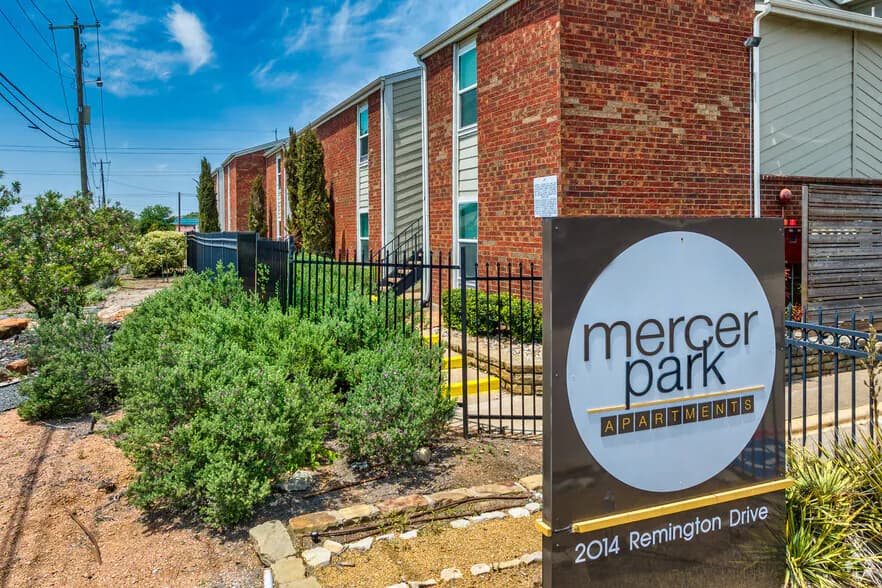 Mercer Park in Arlington, Texas