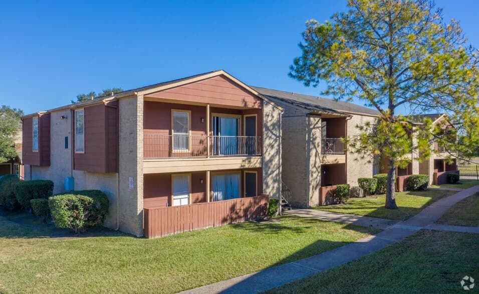 Bankside Village in Houston, Texas