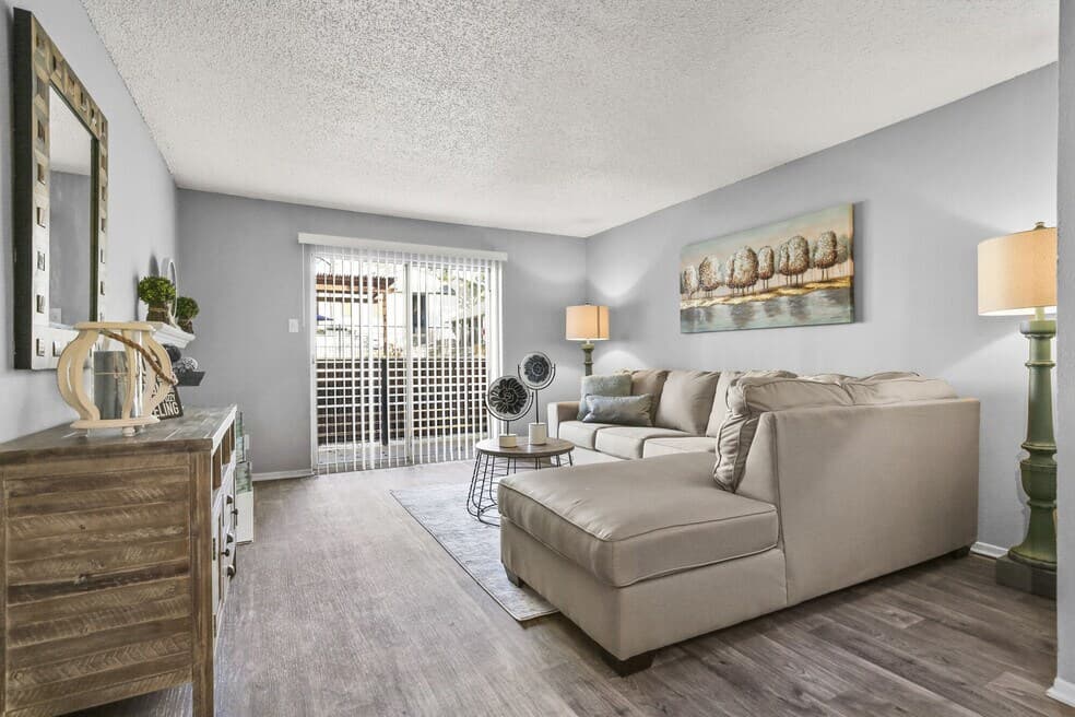 TwentyOne15 in Arlington, Texas