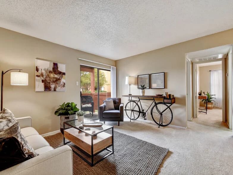 Iron Horse Valley Apartments in San Antonio, Texas