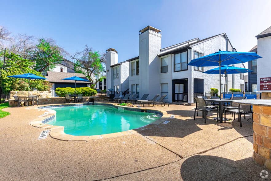 Bernard in Dallas, Texas