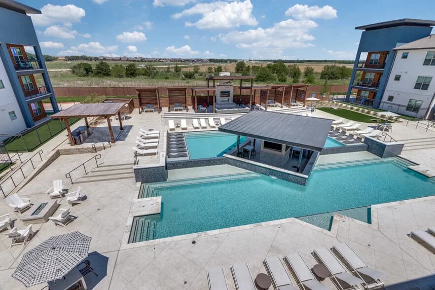 The Henley in Grand Prairie, Texas