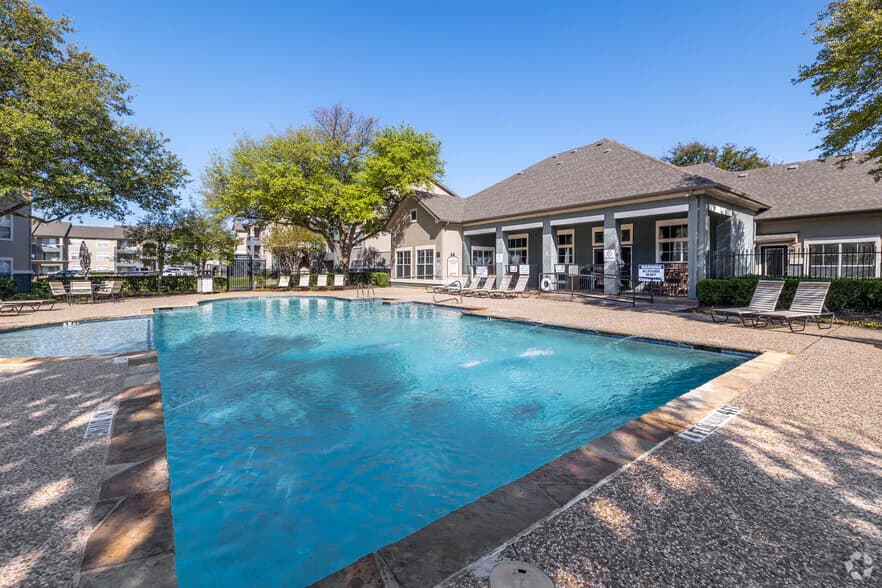Mayfield Park Apartments in Arlington, Texas