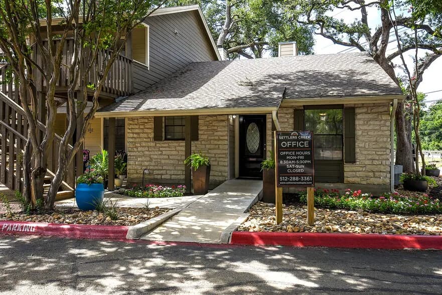 Settler's Creek Apartments in Austin, Texas