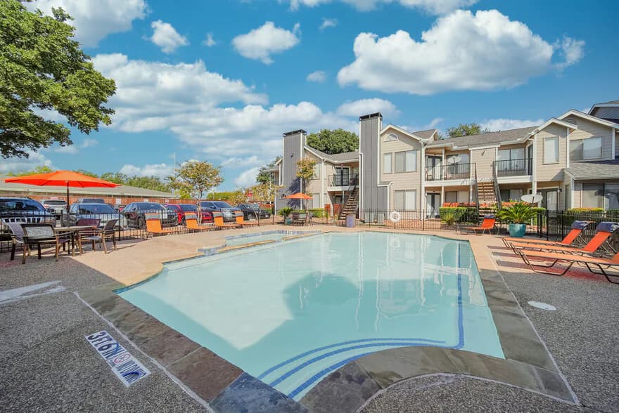 Woodside At Lake Highlands Apartment Homes in Dallas, Texas