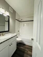 Clear Lake Place — photo 3