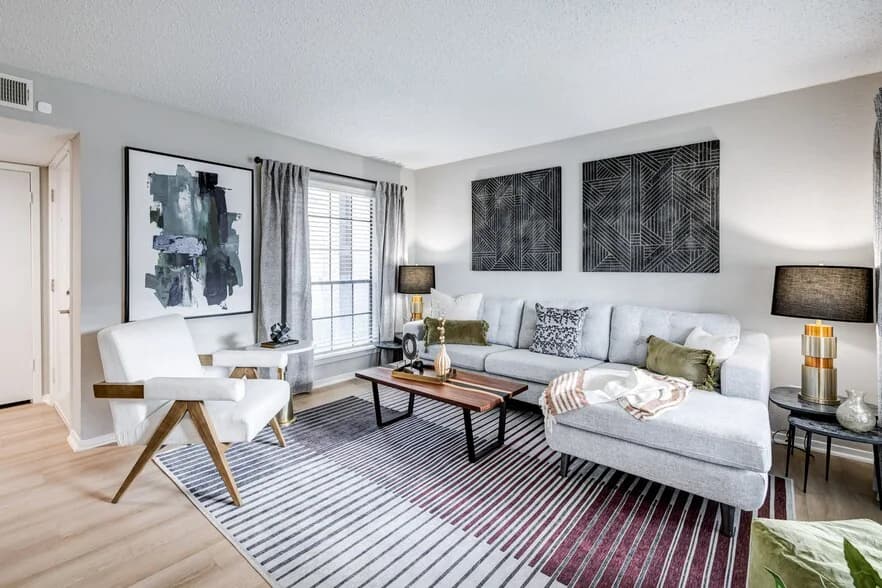 Fox Trails Apartments in Plano, Texas