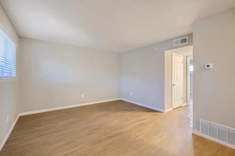 Mission Villas — photo 2