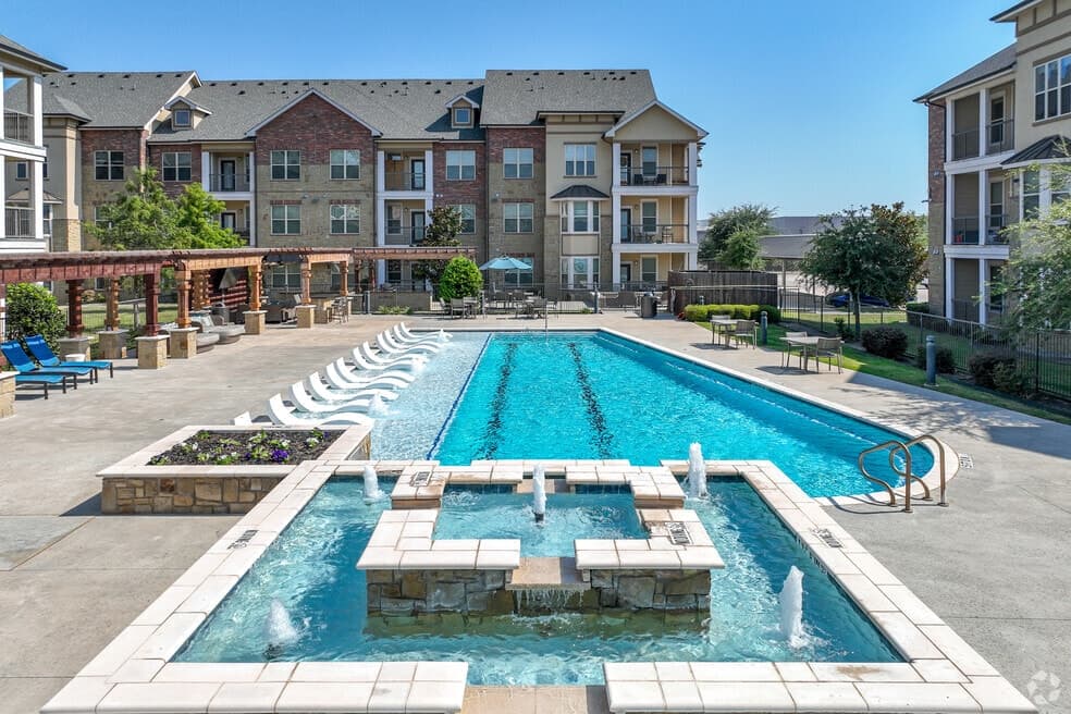 Auberge of Burleson — exterior