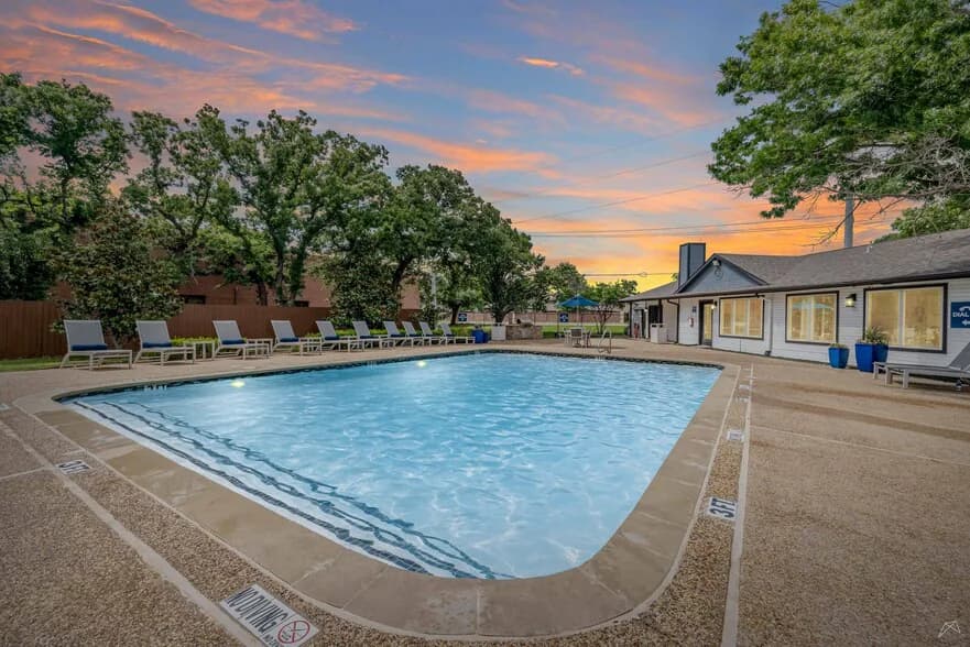 Catalina in Lewisville, Texas