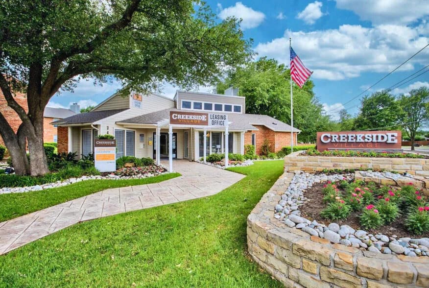 Creekside Village Apartments in Plano, Texas