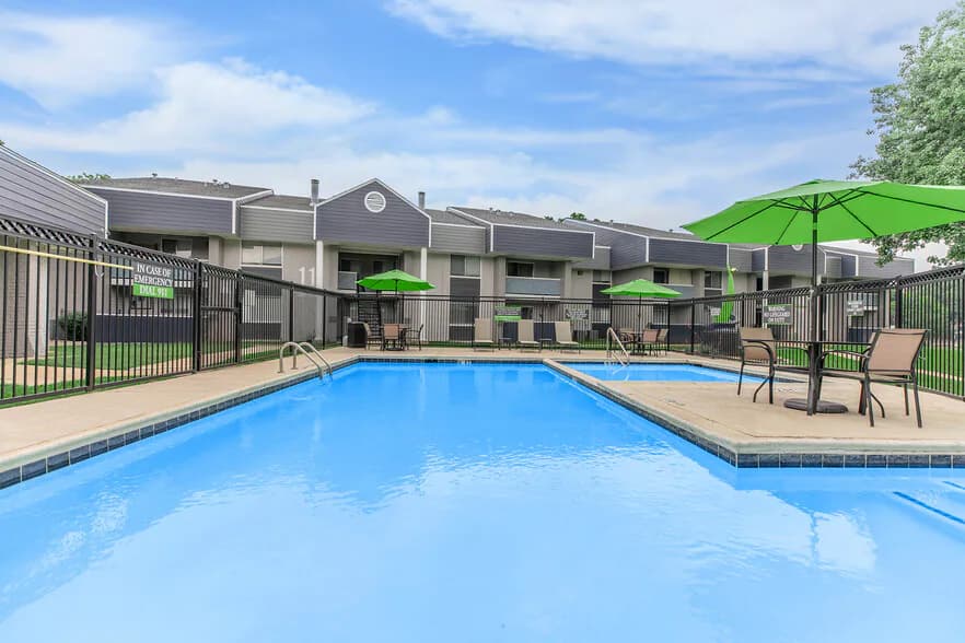 The Arts Apts at Park Place in Hurst, Texas