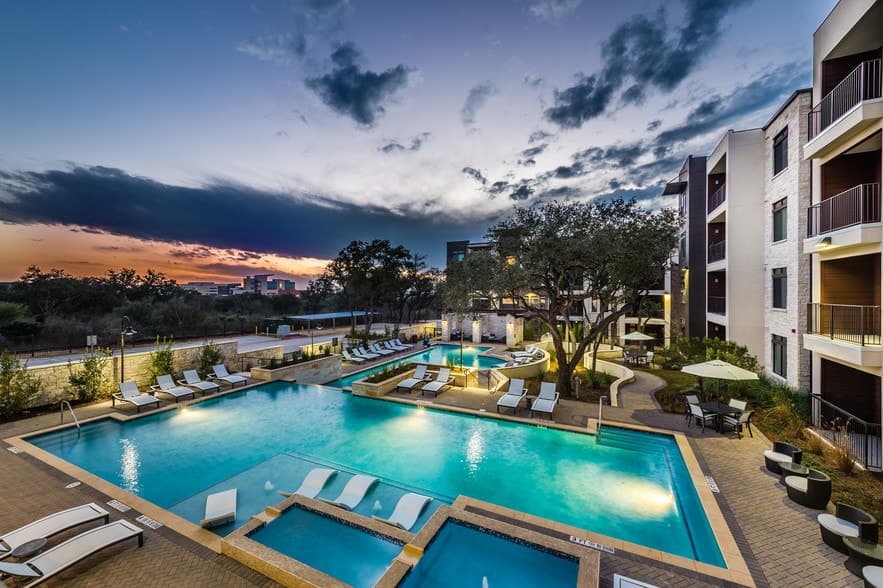 Landmark Grandview in San Antonio, Texas