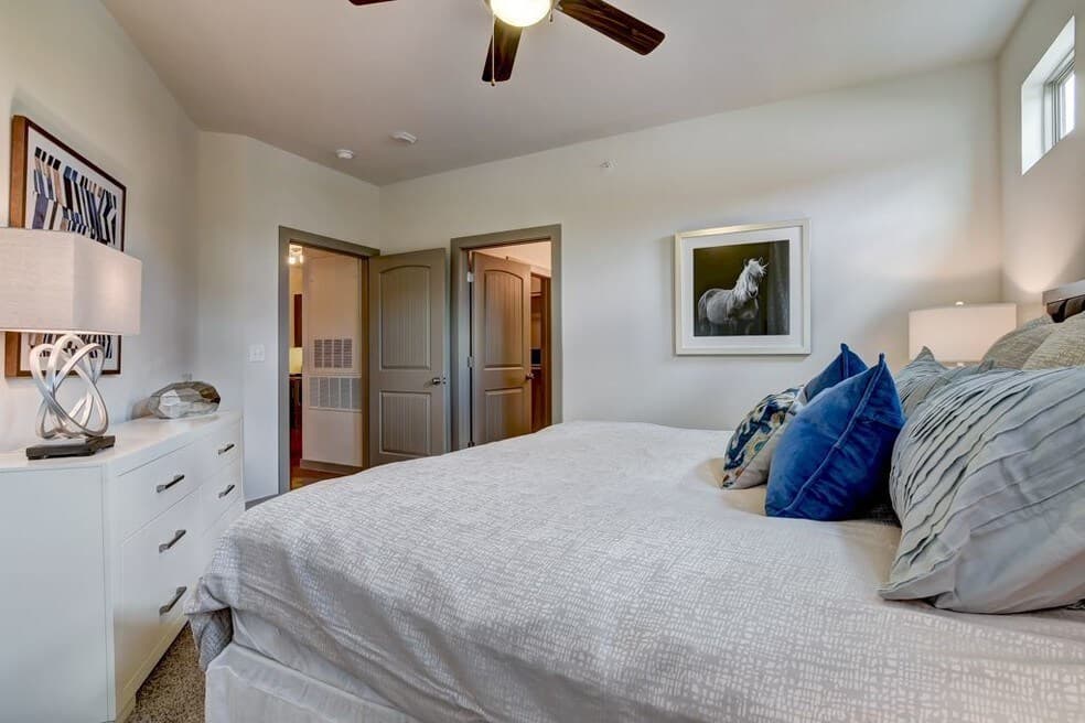 Azure City Living — photo 4