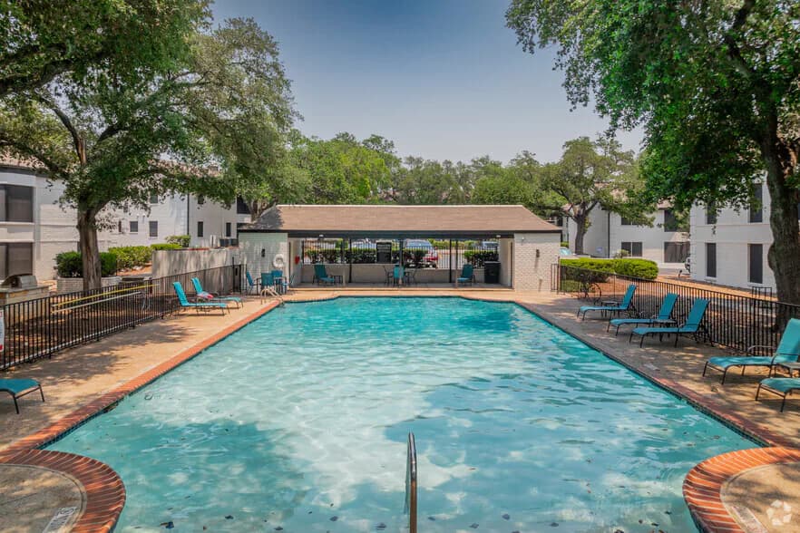 The Landmark at Alamo Heights in San Antonio, Texas