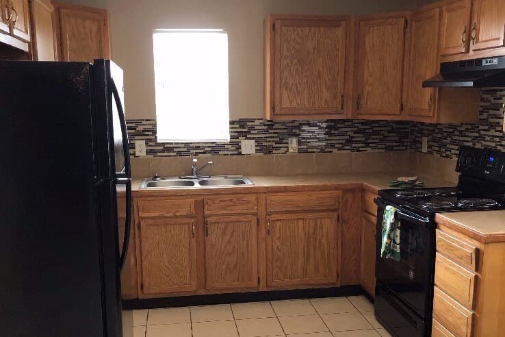 Thomas Manor Apartments — photo 2