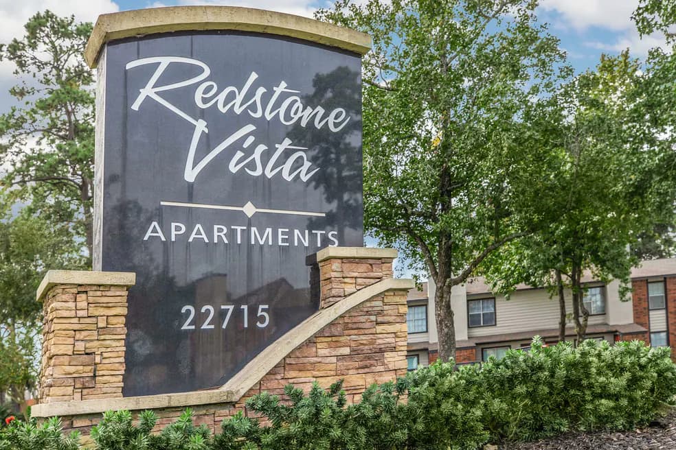 Redstone Vista Apartments in Houston, Texas