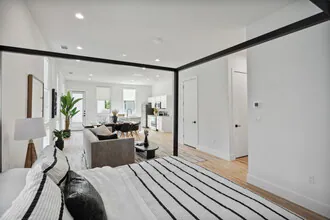 Guest House at 4907 Bryan — photo 5