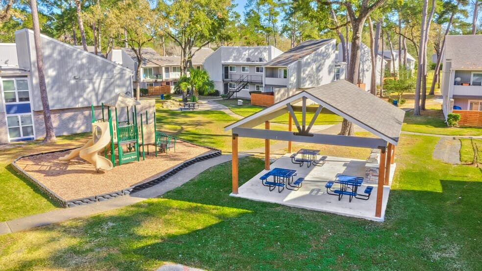 Trailwood Village Apartments in Kingwood, Texas