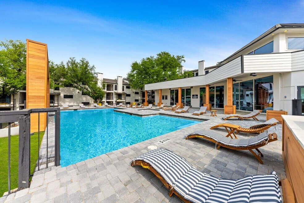 Tides on Park Lane in Dallas, Texas
