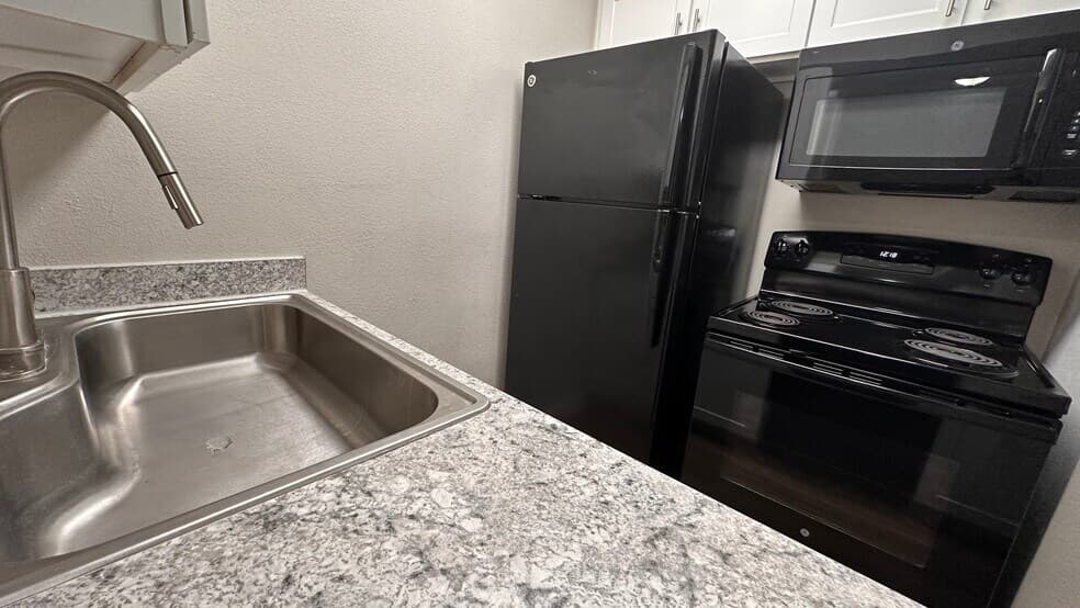 The Terraces on Brompton Apartments — photo 4
