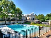 Townhollow Apartments — photo 4