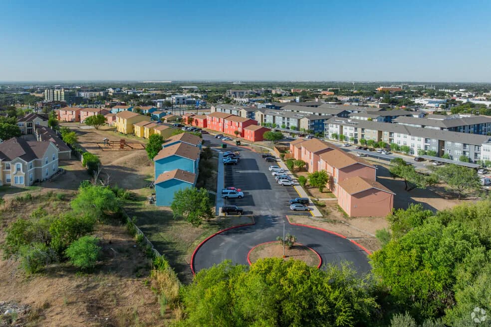 Cielo Hills Apartments - All Bills Paid in San Antonio, Texas