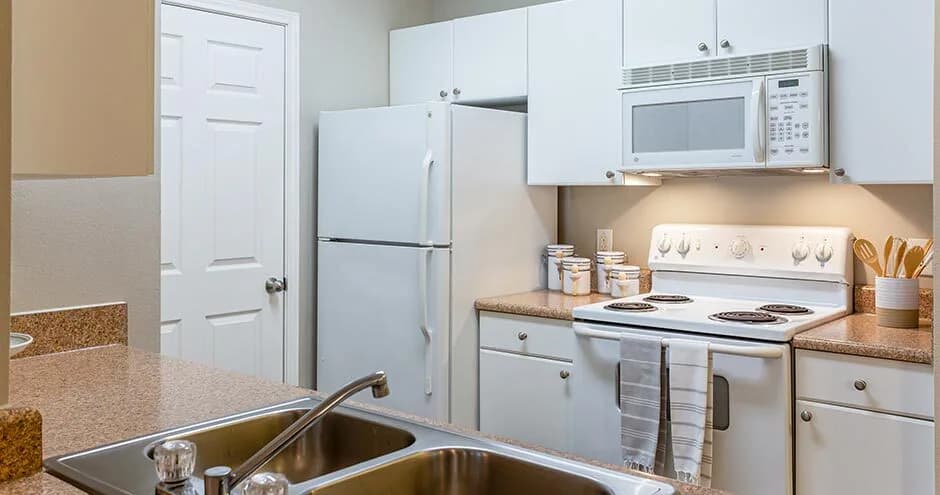 Hidden Lake Apartments in San Antonio, Texas