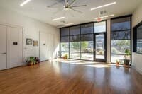 Travis Flats — photo 3
